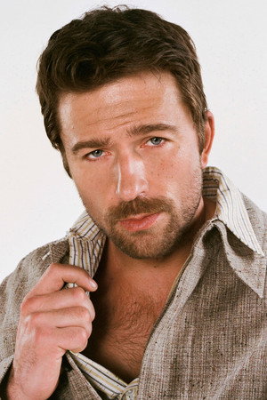 Brandon Sklenar